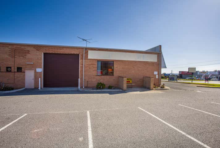 Unit 2, 16 Prindiville Dr Wangara WA 6065 - Image 7