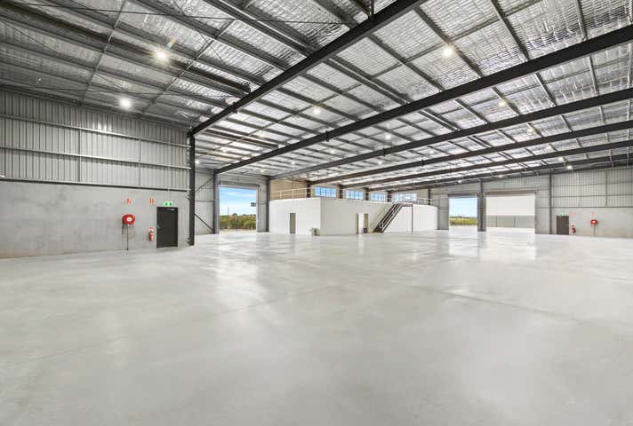 52 Riverside Drive Mayfield NSW 2304 - Image 4