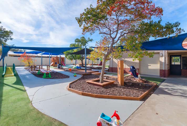 17a Anderson Road Forrestfield WA 6058 - Image 16