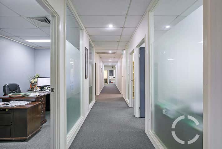 74 Annerley Road Woolloongabba QLD 4102 - Image 2