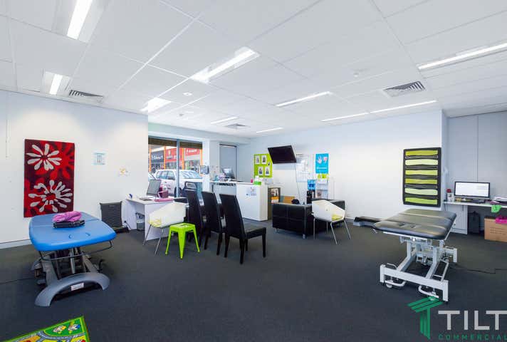 7E/817 Beeliar Drive Cockburn Central WA 6164 - Image 13