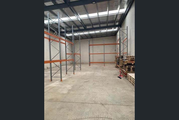 Unit  2, 4 Geehi Way Ravenhall VIC 3023 - Image 3