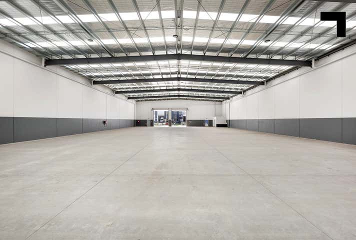 21 Burnett Street Somerton VIC 3062 - Image 2