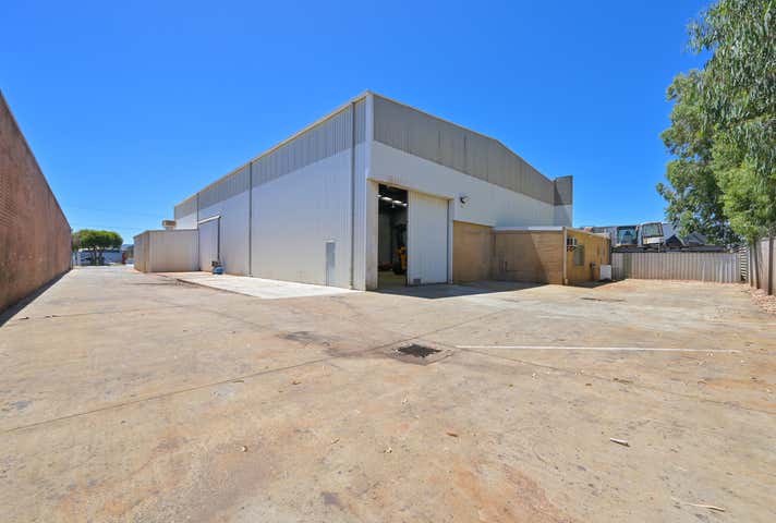 19 Church Road Maddington WA 6109 - Image 17