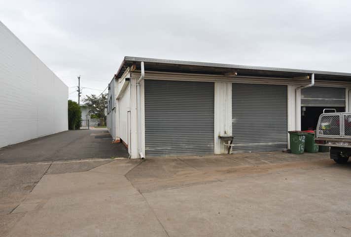 2/15 Whitehouse Street Garbutt QLD 4814 - Image 3