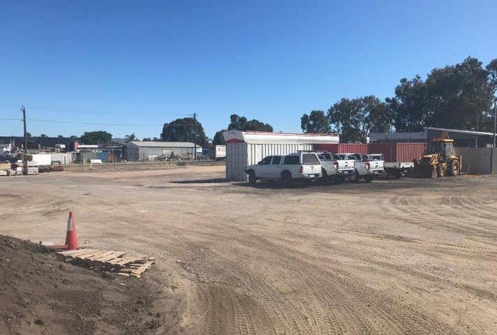 236 Gnangara Rd Landsdale WA 6065 - Image 5