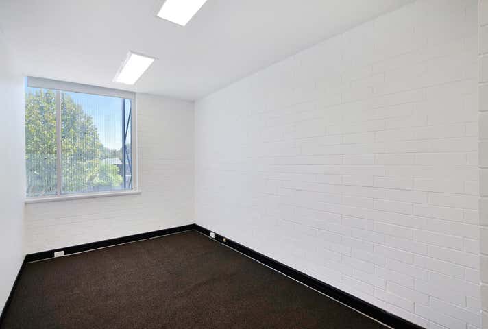 204 Hampden Road Nedlands WA 6009 - Image 16