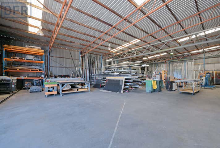 1 Crompton Road Rockingham WA 6168 - Image 14
