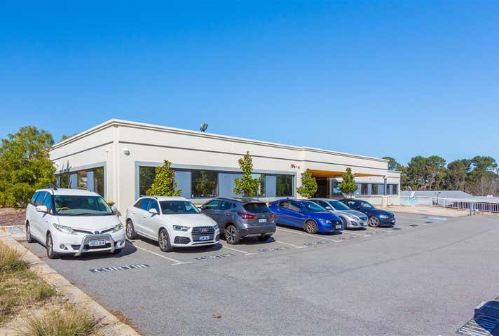 2 & 3/6 Brodie Hall Drive Bentley WA 6102 - Image 15