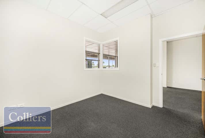 1/1-9 Ingham Road West End QLD 4810 - Image 4