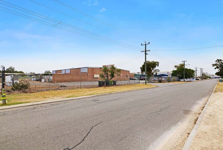 13 Malcolm Road Maddington WA 6109 - Image 15