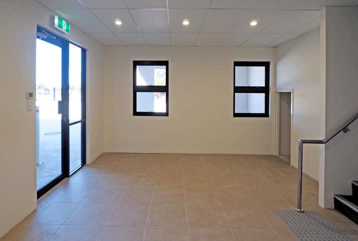 Unit 2, 86 Christable Way Landsdale WA 6065 - Image 3
