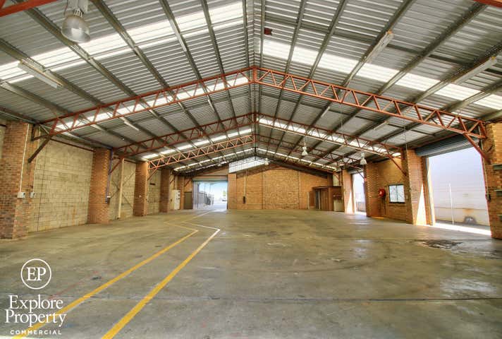 18 McCulloch Street Mackay QLD 4740 - Image 7