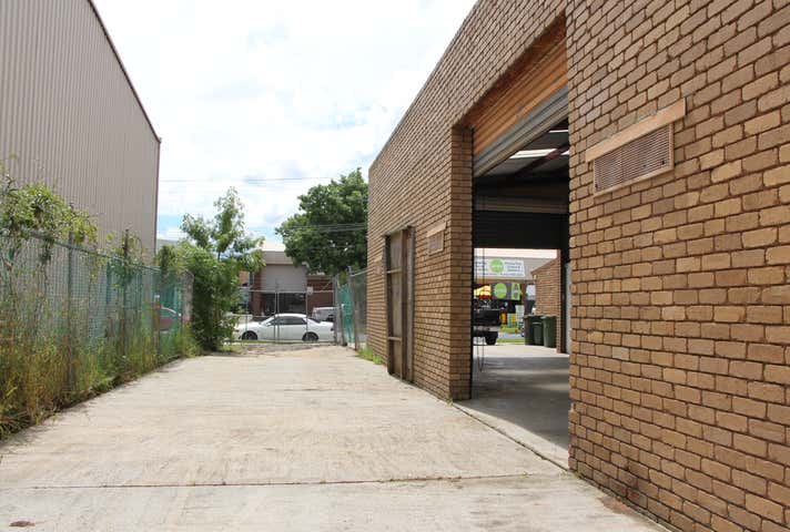 27 Winterton Road Clayton VIC 3168 - Image 5