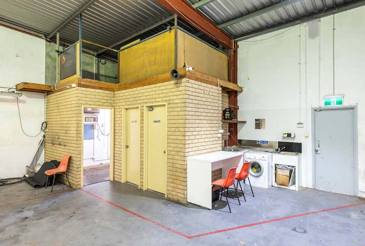 4/7 Elmsfield Road Midvale WA 6056 - Image 5