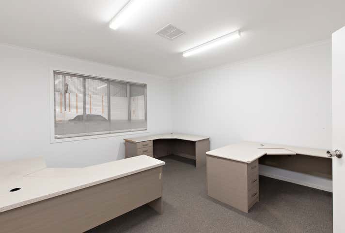 2 Valentine Street Delacombe VIC 3356 - Image 5