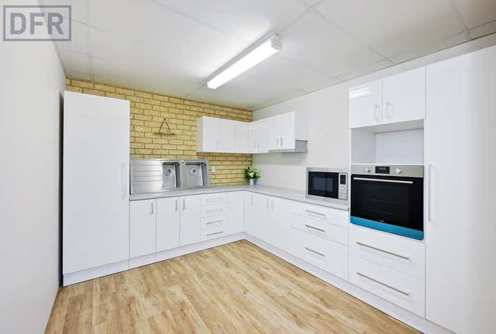 2 & 3, 2 Seabrook Way Medina WA 6167 - Image 20