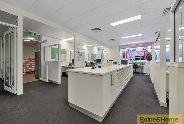 37 Douglas Street Milton QLD 4064 - Image 2
