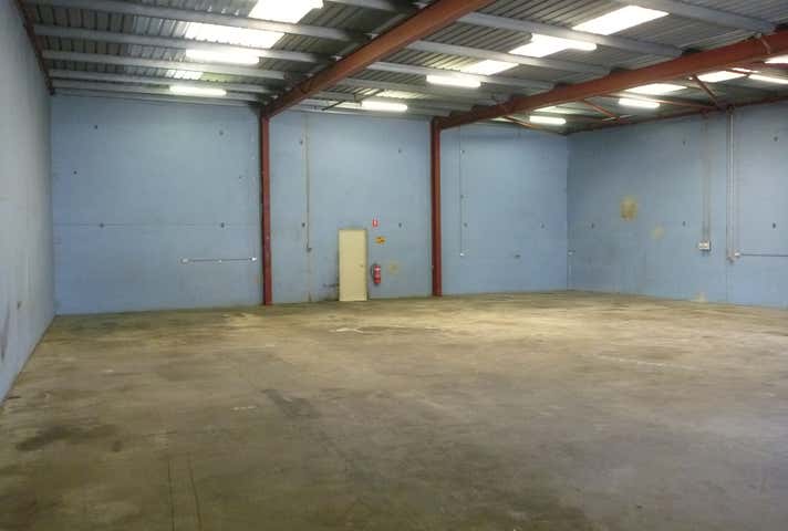 1/7 Elmsfield Road Midvale WA 6056 - Image 2