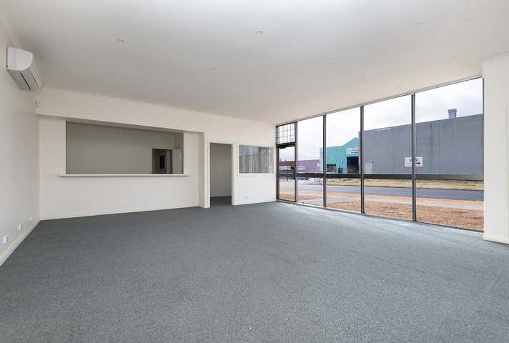 1/1 Adina Court Tullamarine VIC 3043 - Image 4