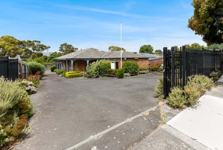 1 Thurmond Court Endeavour Hills VIC 3802 - Image 13