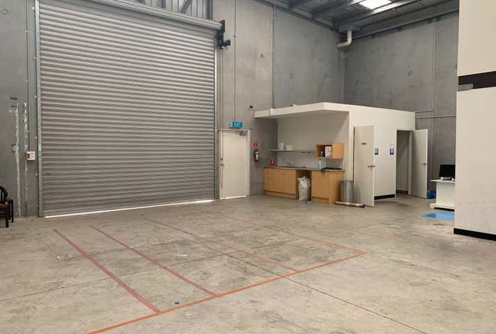 3/107 Highbury Road Burwood VIC 3125 - Image 3