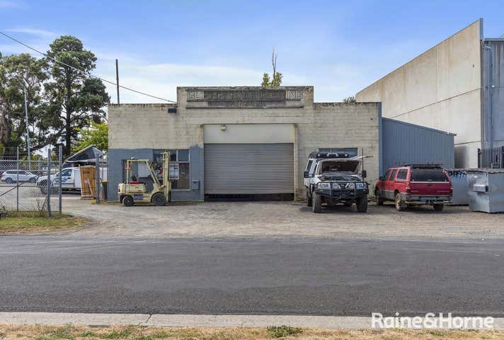 141 High Street Kyneton VIC 3444 - Image 5