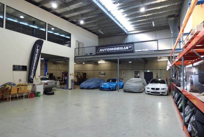 8/8 Garden Road Clayton VIC 3168 - Image 2