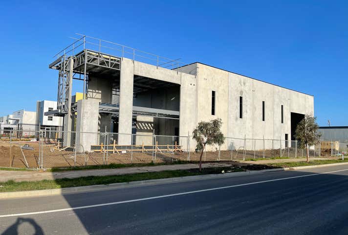 25 Whitfield Boulevard Cranbourne West VIC 3977 - Image 8