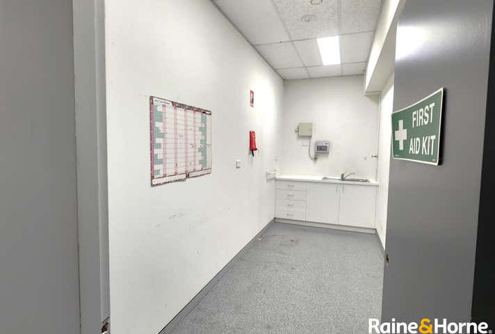 Shops 9 & 10, Macquarie Street, Lachlan Court Windsor NSW 2756 - Image 6