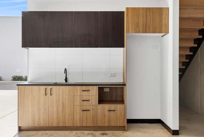 3/16-18 Apparel Close Breakwater VIC 3219 - Image 5