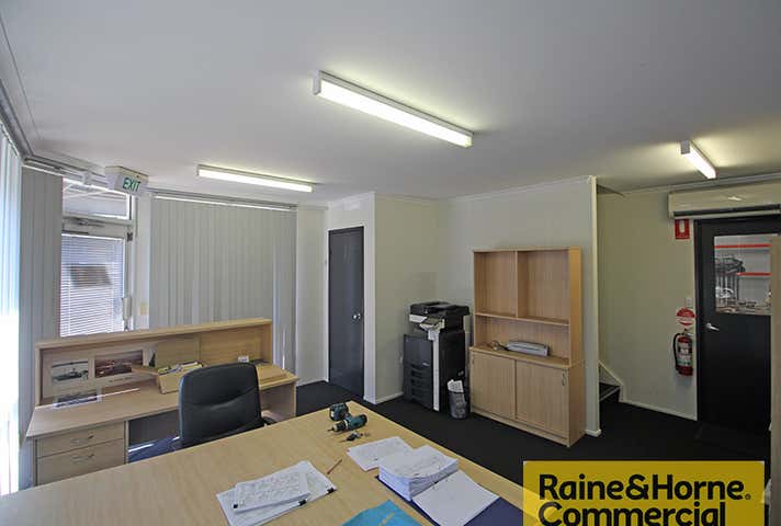 2/151 Granite Street Geebung QLD 4034 - Image 5