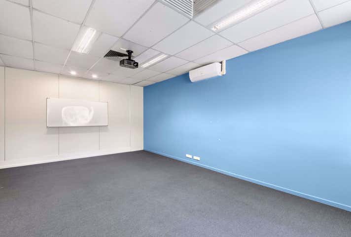 31 Barwon Terrace South Geelong VIC 3220 - Image 3