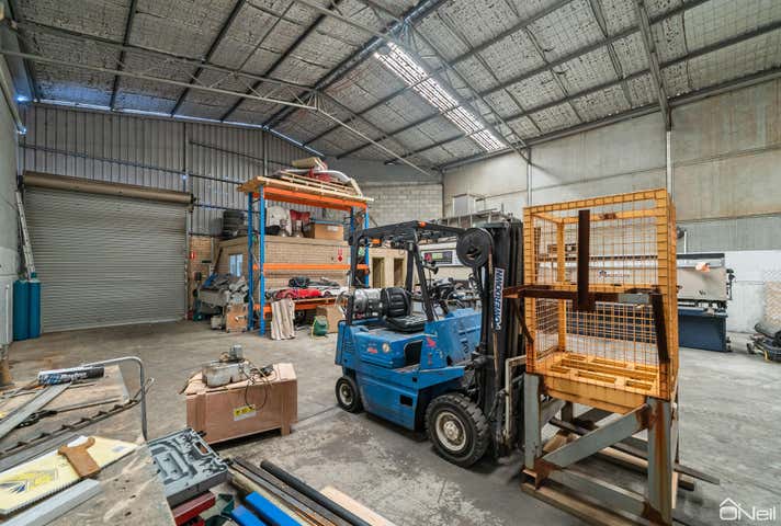 4/8 Brant Road Kelmscott WA 6111 - Image 5