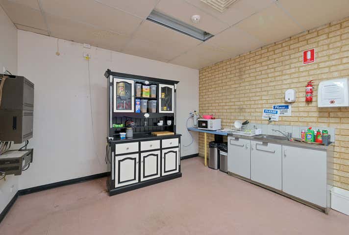 109 Coolgardie Avenue Redcliffe WA 6104 - Image 19