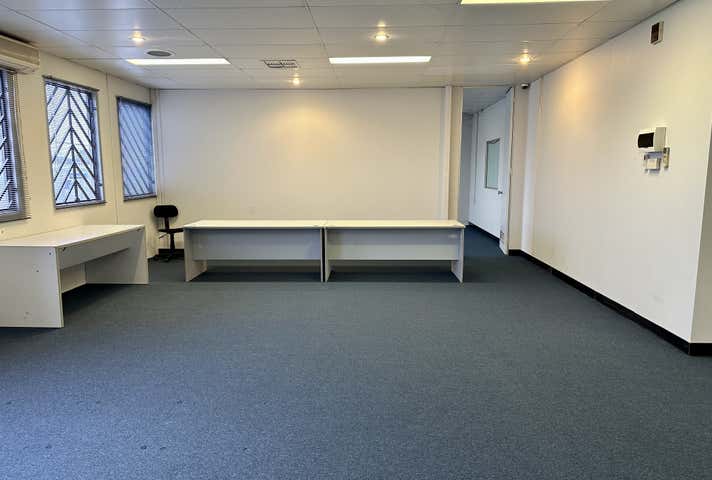 1/48 Vinnicombe Dr Canning Vale WA 6155 - Image 3