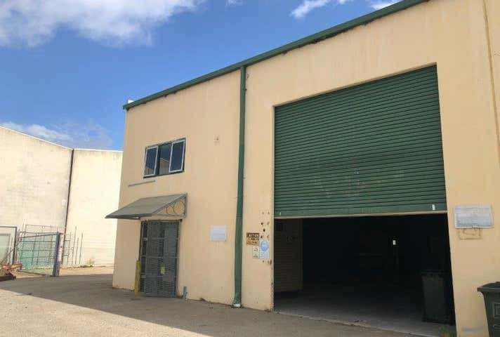 Unit 6, 32 Howson Way Bibra Lake WA 6163 - Image 2