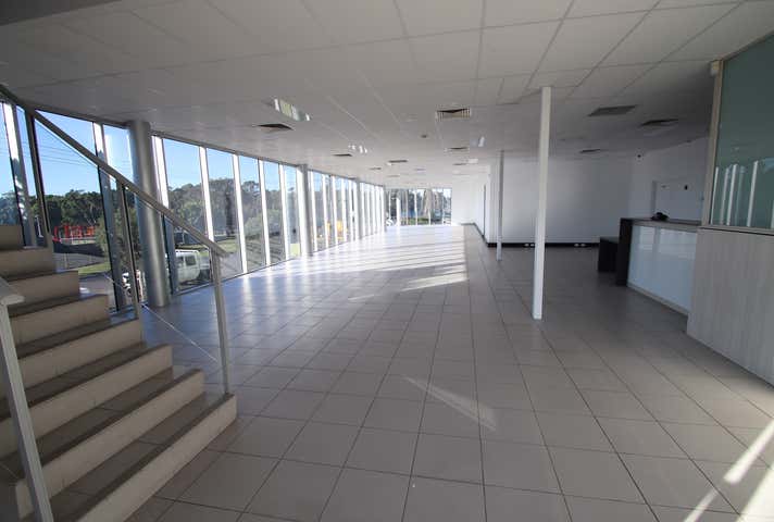 14 John Cleary Place Coniston NSW 2500 - Image 3