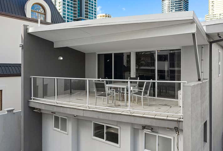 80 Ferny Avenue Surfers Paradise QLD 4217 - Image 18