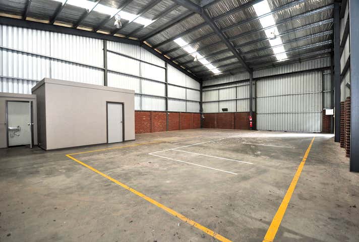 3/74 Collins Street Kangaroo Flat VIC 3555 - Image 5