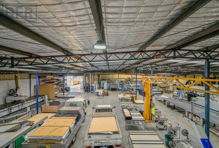 33 Morgan Street Rockingham WA 6168 - Image 14