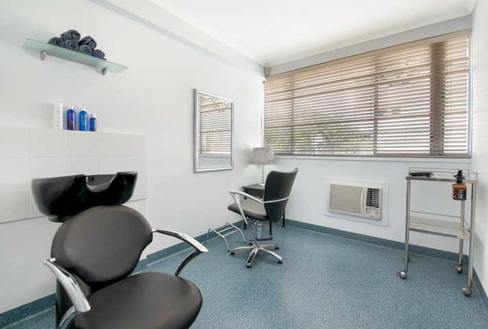 10 & 11, 38 Thomas Drive Chevron Island QLD 4217 - Image 6