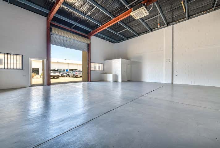 12 Strathaird Road Bundall QLD 4217 - Image 4