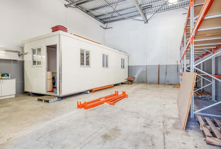 2/36 Curzon Street Tennyson QLD 4105 - Image 9