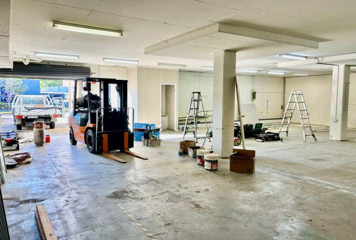 1A/28 Commercial Drive Ashmore QLD 4214 - Image 3