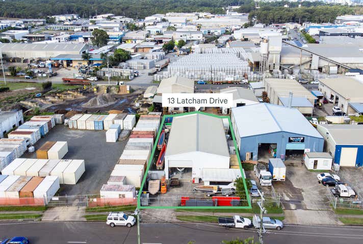 13 Latcham Drive Caloundra West QLD 4551 - Image 6