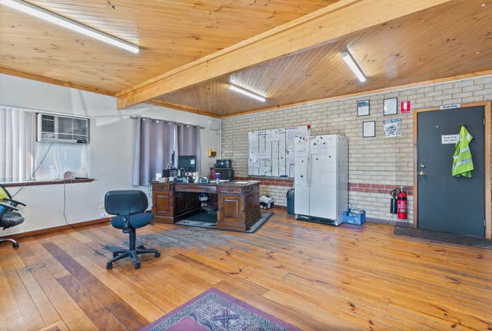 8 Catalano Road Canning Vale WA 6155 - Image 2
