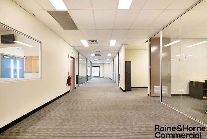 1 McDonald Cres Bassendean WA 6054 - Image 10