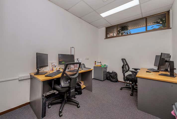 3/42 Ross River Road Mundingburra QLD 4812 - Image 7