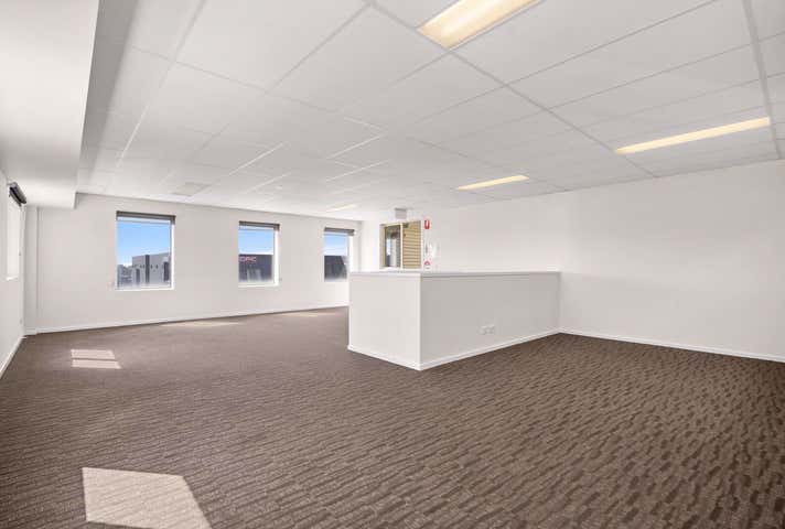 33 Tarkin Court Bell Park VIC 3215 - Image 2